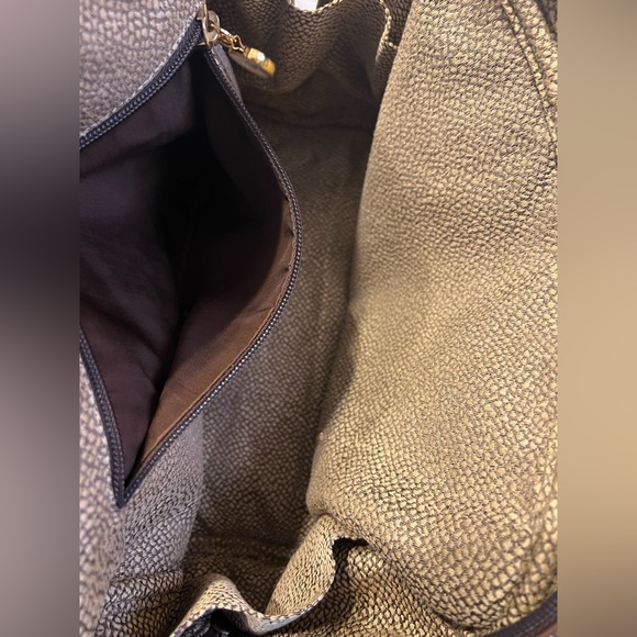 Borbonese Redwall authentic large dome purse. Made in Italy. Quail suede leather - Picture 14 of 16